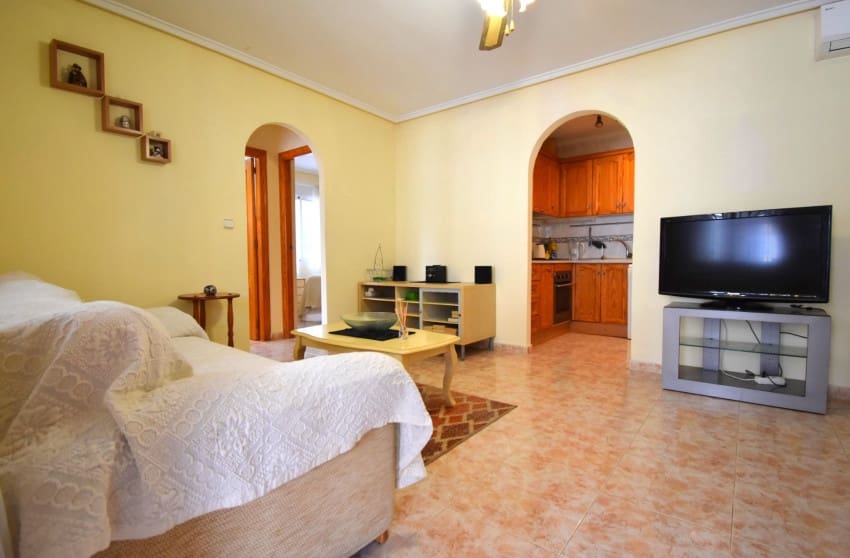 2 slaapkamer Huis te koop in Playa Flamenca met zwembad - € 175.000 (Ref: 9506634)