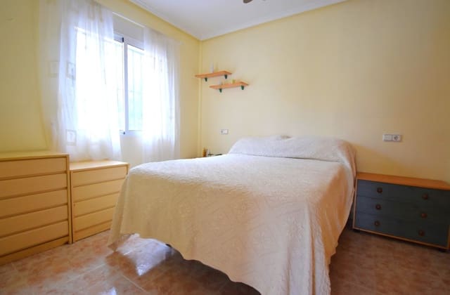 2 slaapkamer Huis te koop in Playa Flamenca, Orihuela met zwembad - € 175.000 (Ref: 9506634)