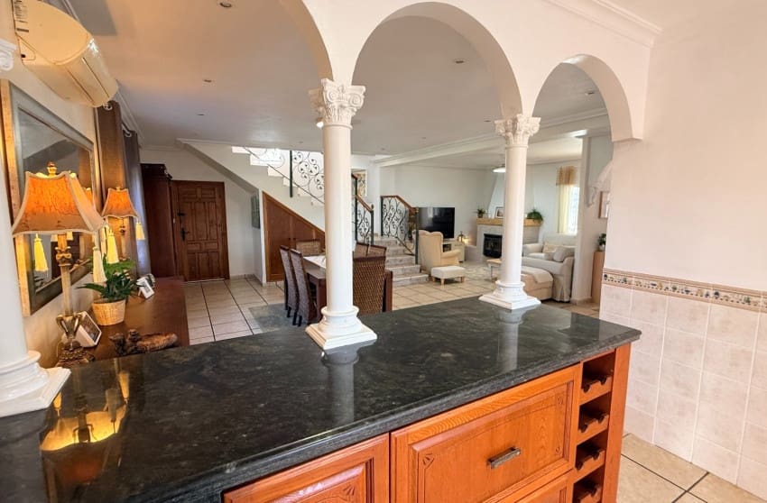 4 slaapkamer Villa te koop in Hondon de los Frailes met zwembad - € 274.950 (Ref: 9506636)