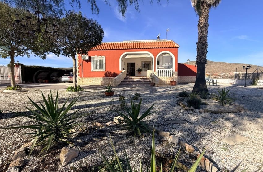 4 slaapkamer Villa te koop in Hondon de los Frailes met zwembad - € 274.950 (Ref: 9506636)