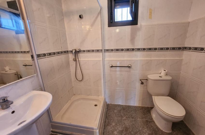 4 slaapkamer Villa te koop in Villena met zwembad - € 299.995 (Ref: 9506638)