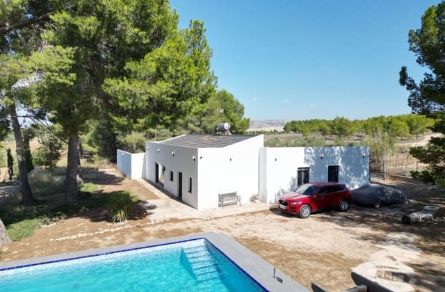 4 slaapkamer Villa te koop in Villena met zwembad - € 299.995 (Ref: 9506638)