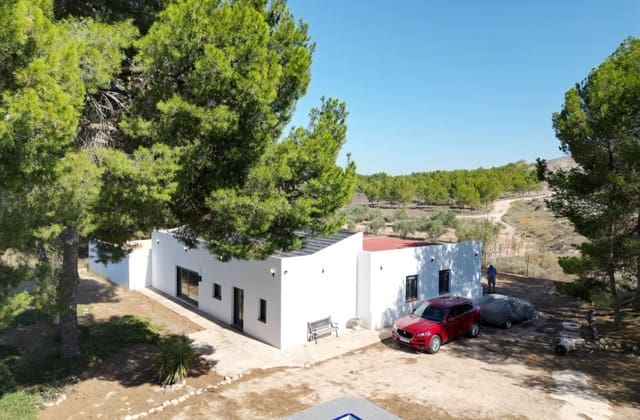 4 slaapkamer Villa te koop in Villena met zwembad - € 299.995 (Ref: 9506638)