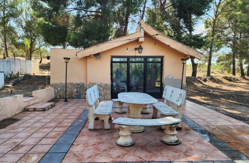 4 slaapkamer Villa te koop in Villena met zwembad - € 299.995 (Ref: 9506638)