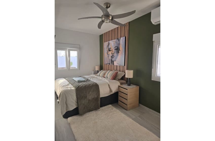 5 bedroom Villa for sale in Ciudad Quesada with pool - € 498,000 (Ref: 9506639)