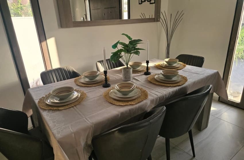 5 bedroom Villa for sale in Ciudad Quesada with pool - € 498,000 (Ref: 9506639)