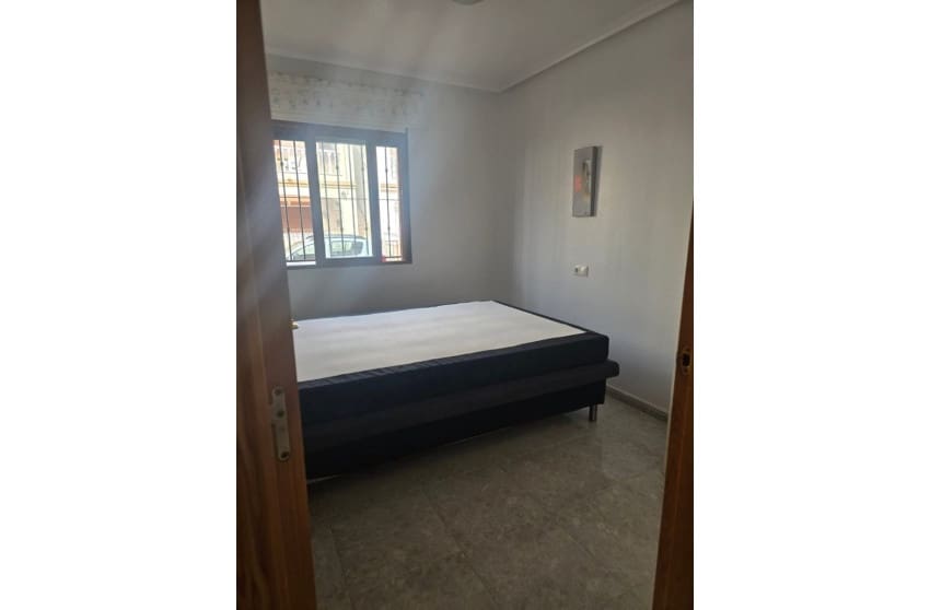 2 chambre Appartement à vendre à Daya Vieja avec piscine - 105 000 € (Ref: 9506640)