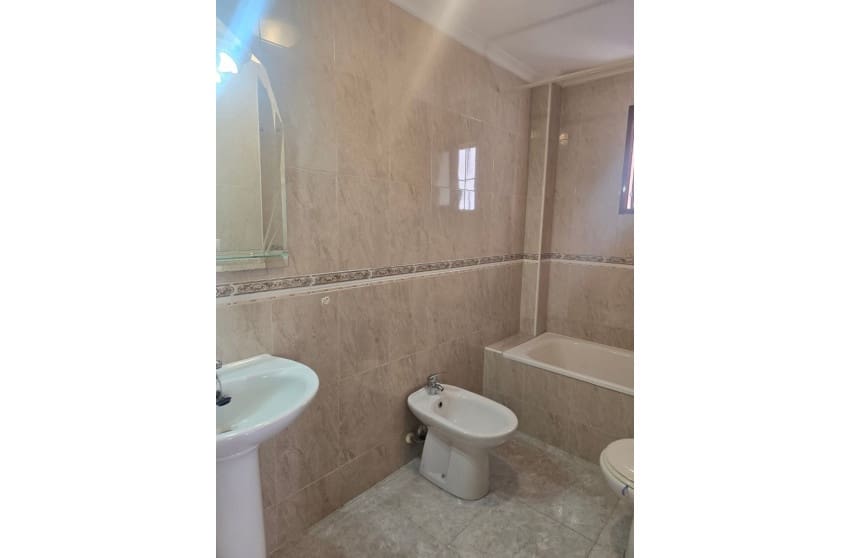 2 chambre Appartement à vendre à Daya Vieja avec piscine - 105 000 € (Ref: 9506640)