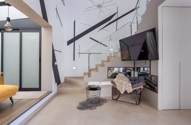 3 bedroom Villa for sale in Benijófar with pool - € 449,900 (Ref: 9506641)