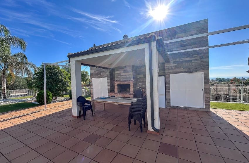 8 slaapkamer Villa te koop in Crevillente / Crevillent met zwembad - € 680.000 (Ref: 9536474)