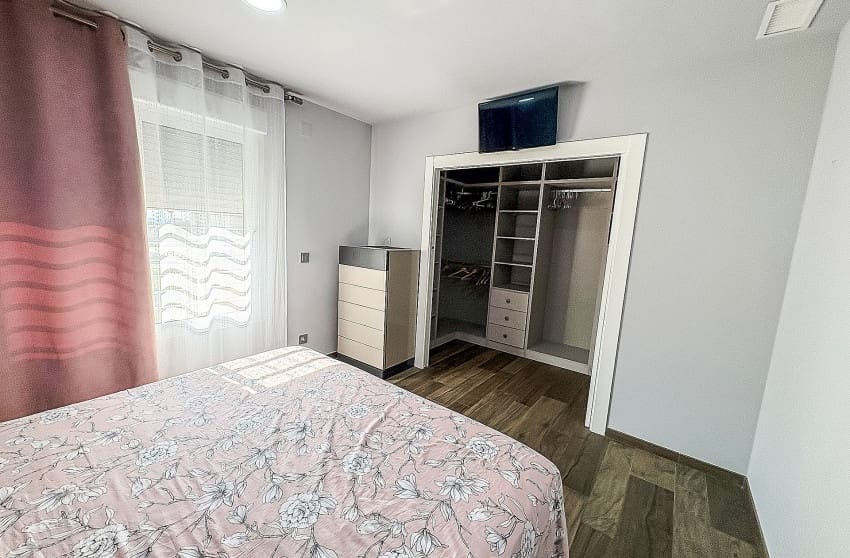 8 slaapkamer Villa te koop in Crevillente / Crevillent met zwembad - € 680.000 (Ref: 9536474)