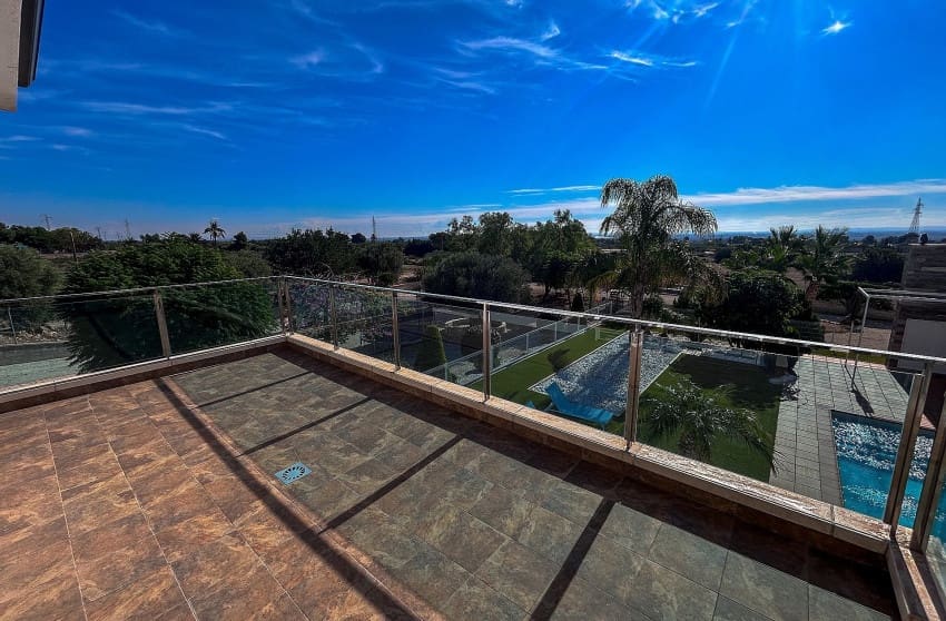 8 slaapkamer Villa te koop in Crevillente / Crevillent met zwembad - € 680.000 (Ref: 9536474)