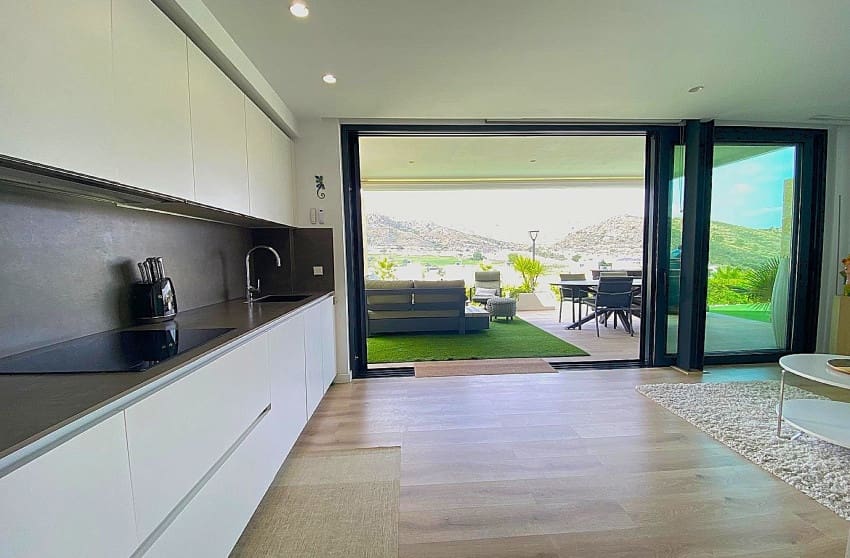 2 slaapkamer Villa te koop in Monforte del Cid met zwembad - € 340.000 (Ref: 9536476)