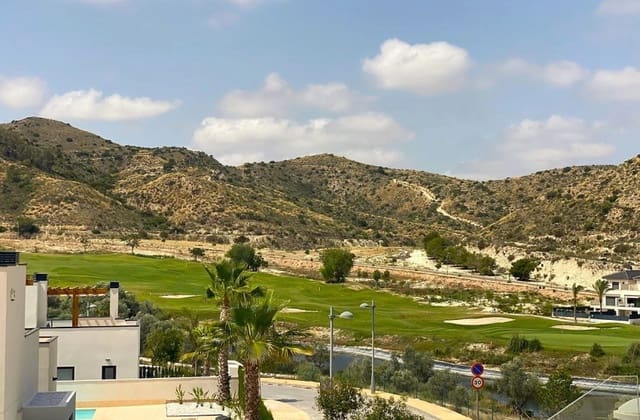 2 Zimmer Villa zu verkaufen in Monforte del Cid mit Pool - 340.000 € (Ref: 9536476)