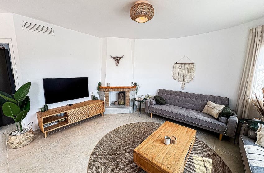 5 makuuhuone Huvila myytävänä paikassa Pinoso mukana uima-altaan - 425 000 € (Ref: 9536477)