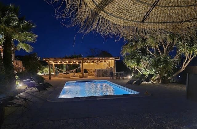 5 soverom Villa til salgs i Pinoso med svømmebasseng - € 425 000 (Ref: 9536477)