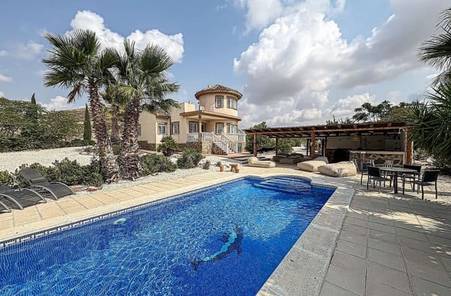 5 soverom Villa til salgs i Pinoso med svømmebasseng - € 425 000 (Ref: 9536477)