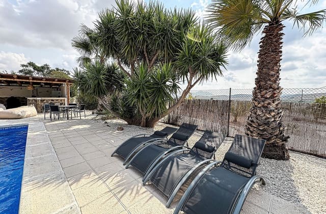 5 soverom Villa til salgs i Pinoso med svømmebasseng - € 425 000 (Ref: 9536477)