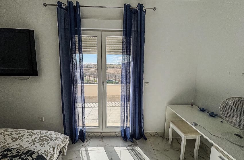 4 makuuhuone Huvila myytävänä paikassa Pinoso mukana uima-altaan - 525 000 € (Ref: 9536479)