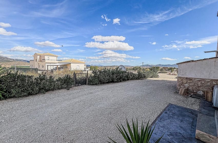 4 makuuhuone Huvila myytävänä paikassa Pinoso mukana uima-altaan - 525 000 € (Ref: 9536479)