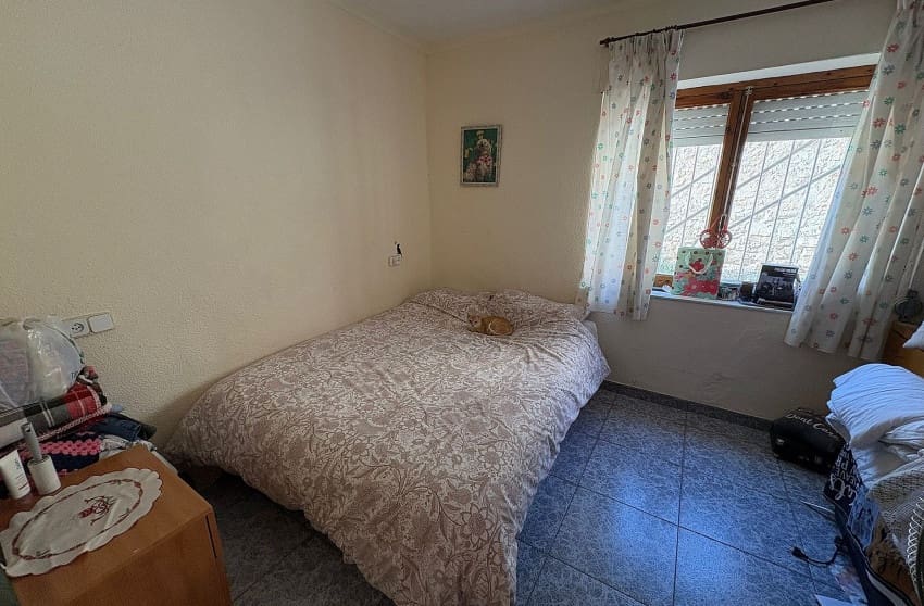 6 bedroom Townhouse for sale in Monovar / Monover with pool - € 179,995 (Ref: 9536480)