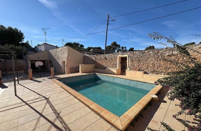 6 bedroom Townhouse for sale in Monóvar / Monóver with pool - € 179,995 (Ref: 9536480)