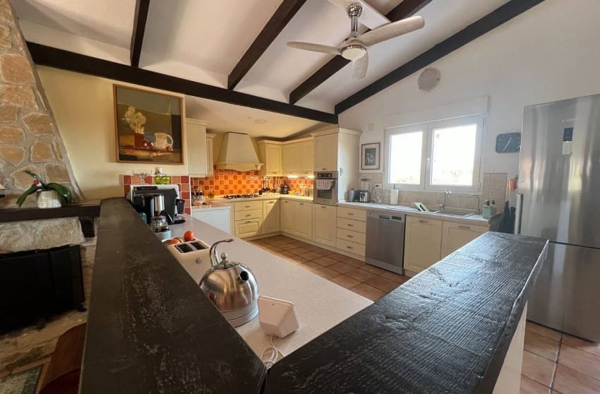 4 soveværelse Villa til salg i Salinas med swimmingpool - € 399.995 (Ref: 9536482)