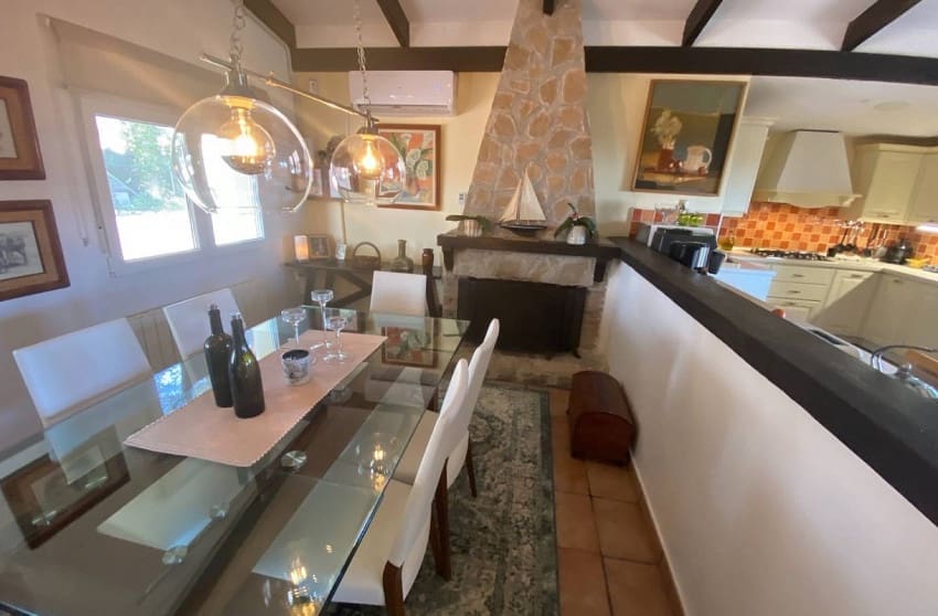 4 soveværelse Villa til salg i Salinas med swimmingpool - € 399.995 (Ref: 9536482)