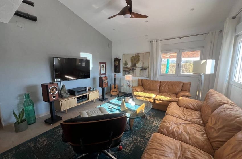 4 soveværelse Villa til salg i Salinas med swimmingpool - € 399.995 (Ref: 9536482)