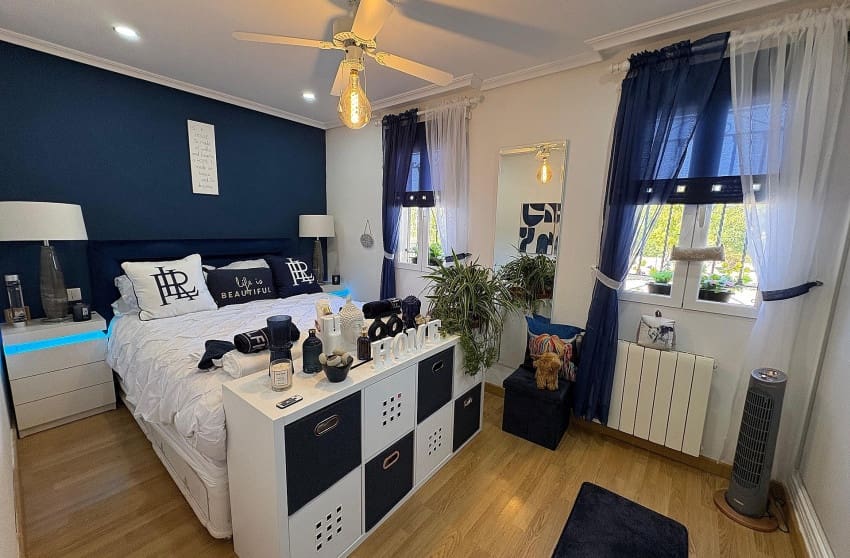 Chalet de 3 habitaciones en Biar en venta con piscina - 349.995 € (Ref: 9536483)