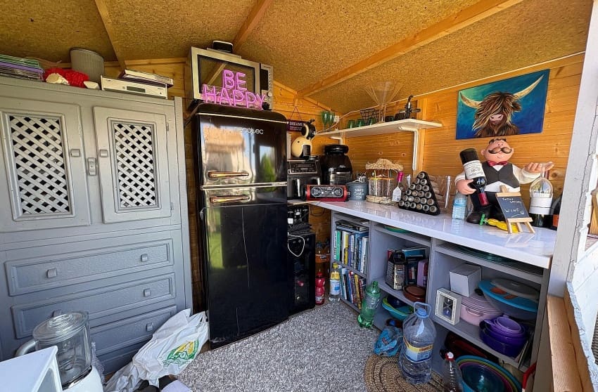 Chalet de 3 habitaciones en Biar en venta con piscina - 349.995 € (Ref: 9536483)