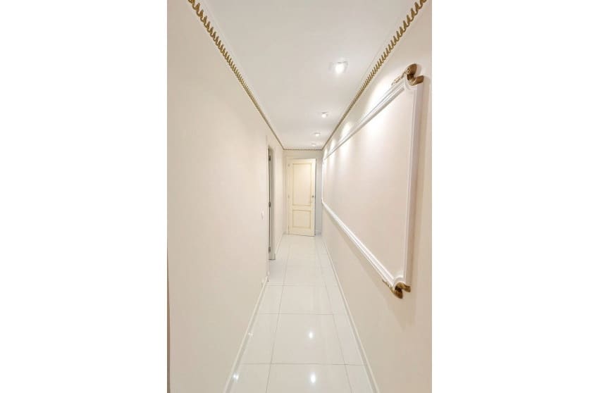 5 slaapkamer Villa te koop in Altea met zwembad - € 929.000 (Ref: 9536484)