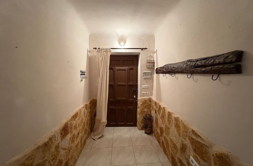 5 chambre Villa/Maison Semi-Mitoyenne à vendre à Pinoso avec piscine - 339 995 € (Ref: 9536485)