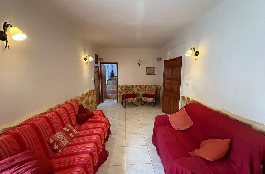 5 chambre Villa/Maison Semi-Mitoyenne à vendre à Pinoso avec piscine - 339 995 € (Ref: 9536485)