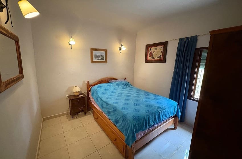 5 chambre Villa/Maison Semi-Mitoyenne à vendre à Pinoso avec piscine - 339 995 € (Ref: 9536485)