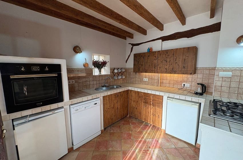 5 chambre Villa/Maison Semi-Mitoyenne à vendre à Pinoso avec piscine - 339 995 € (Ref: 9536485)