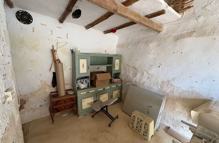 5 chambre Villa/Maison Semi-Mitoyenne à vendre à Pinoso avec piscine - 339 995 € (Ref: 9536485)