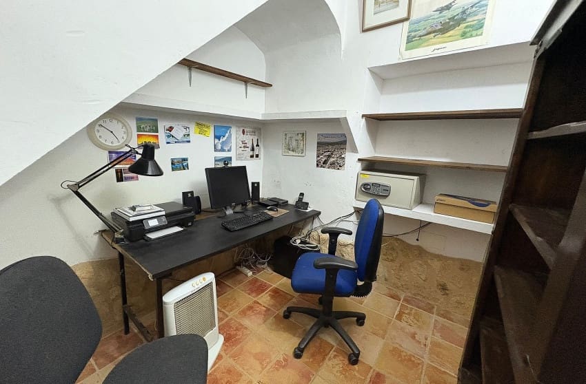 5 chambre Villa/Maison Semi-Mitoyenne à vendre à Pinoso avec piscine - 339 995 € (Ref: 9536485)