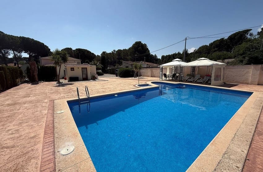 5 slaapkamer Finca/Landhuis te koop in Castalla met zwembad - € 325.000 (Ref: 9536490)