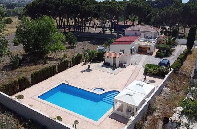 5 chambre Finca/Maison de Campagne à vendre à Castalla avec piscine - 325 000 € (Ref: 9536490)