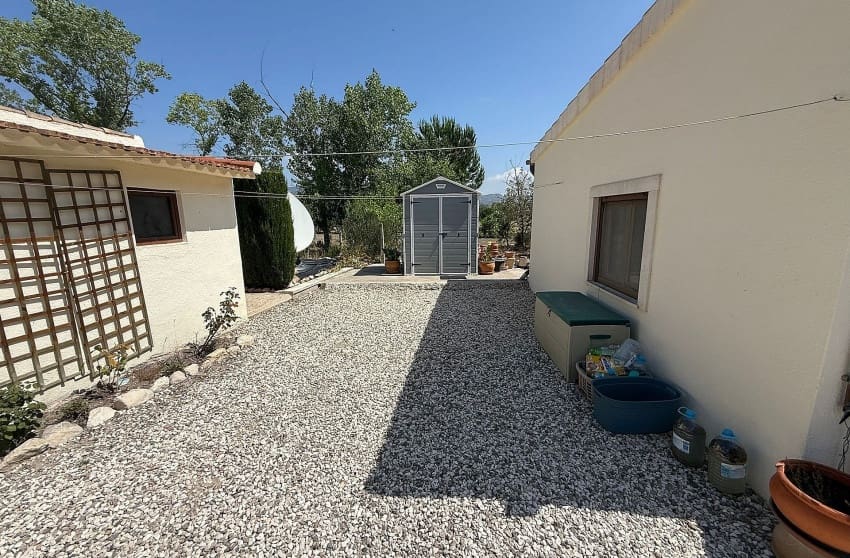 5 slaapkamer Finca/Landhuis te koop in Castalla met zwembad - € 325.000 (Ref: 9536490)