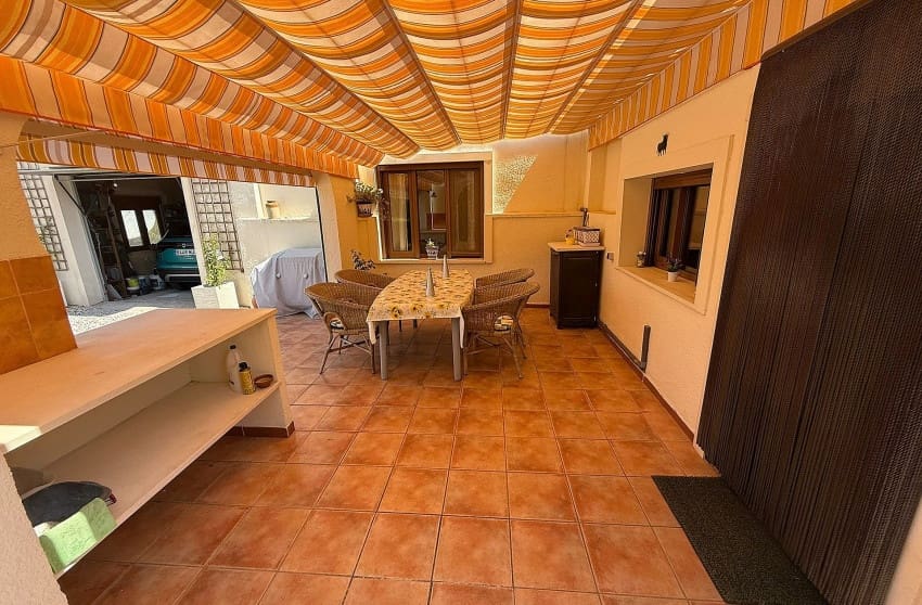 5 slaapkamer Finca/Landhuis te koop in Castalla met zwembad - € 325.000 (Ref: 9536490)