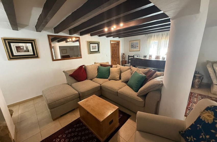 5 slaapkamer Finca/Landhuis te koop in Castalla met zwembad - € 325.000 (Ref: 9536490)