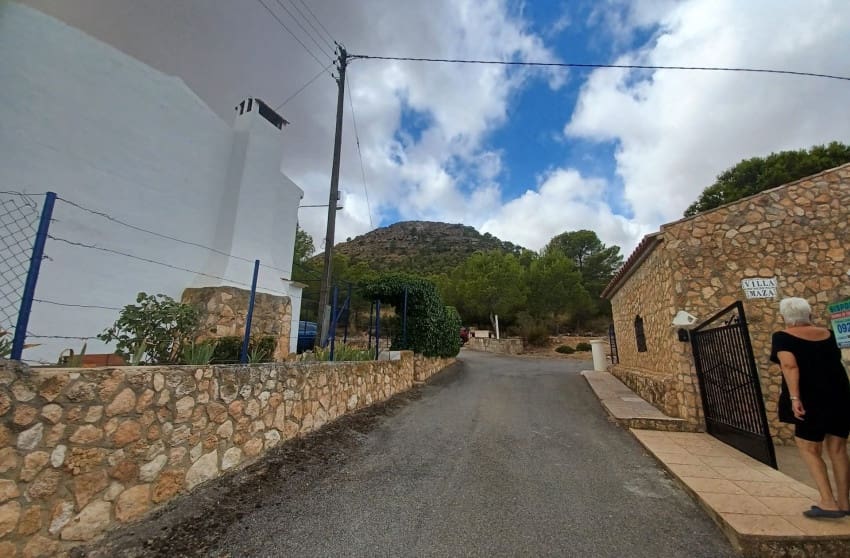 3 quarto Quinta/Casa Rural para venda em Yecla com piscina - 199 995 € (Ref: 9536492)