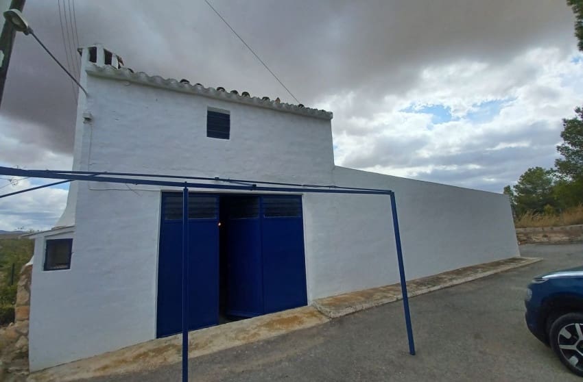 3 quarto Quinta/Casa Rural para venda em Yecla com piscina - 199 995 € (Ref: 9536492)