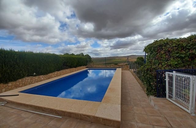 3 quarto Quinta/Casa Rural para venda em Yecla com piscina - 199 995 € (Ref: 9536492)