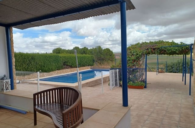 3 quarto Quinta/Casa Rural para venda em Yecla com piscina - 199 995 € (Ref: 9536492)