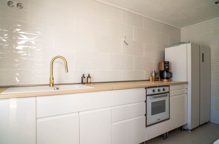 3 makuuhuone Huvila myytävänä paikassa Pinoso mukana uima-altaan - 349 995 € (Ref: 9570225)