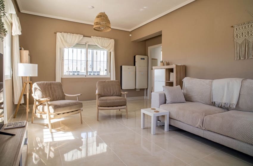 3 makuuhuone Huvila myytävänä paikassa Pinoso mukana uima-altaan - 349 995 € (Ref: 9570225)