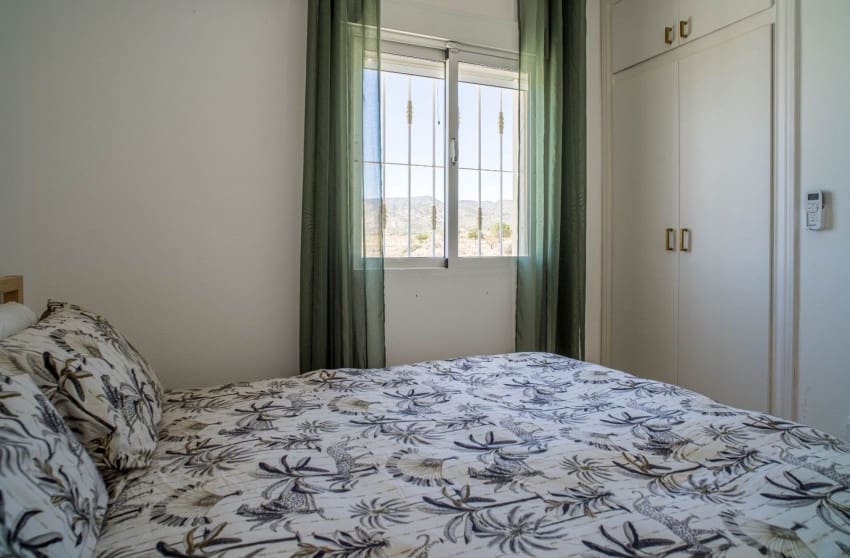 3 makuuhuone Huvila myytävänä paikassa Pinoso mukana uima-altaan - 349 995 € (Ref: 9570225)